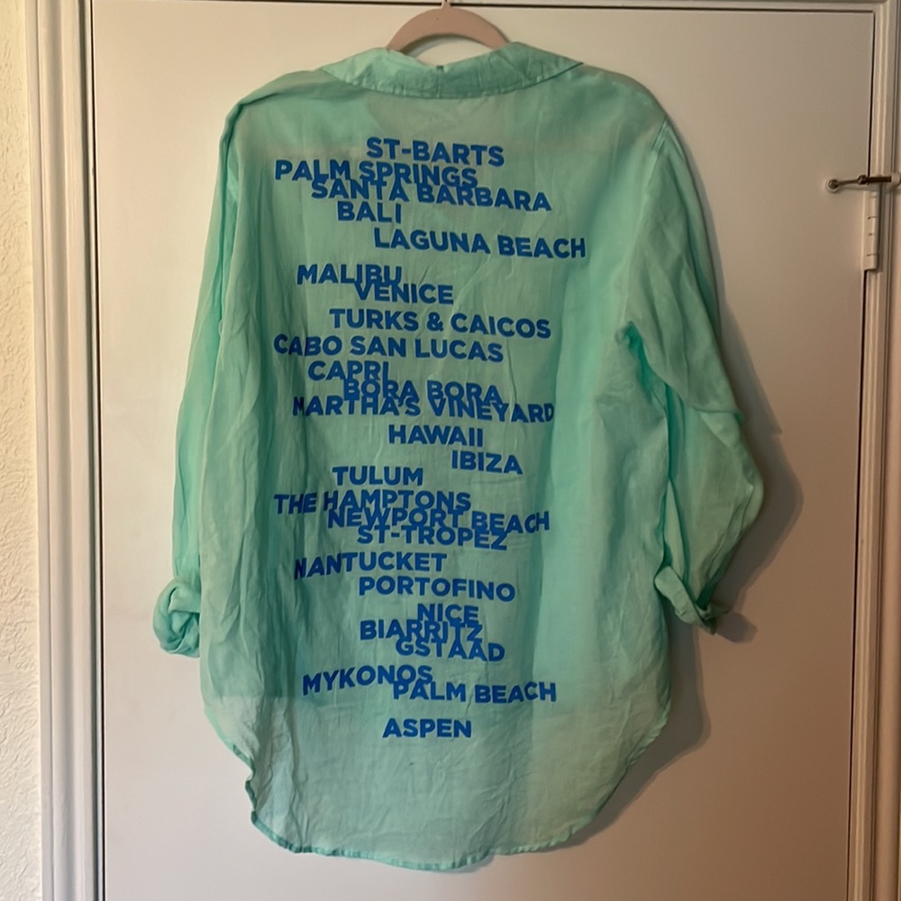 Sundry Vacation Spot Button Up